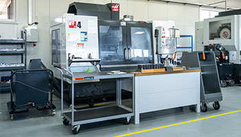 CNC milling machine Haas VF - 4